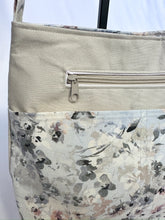 Load image into Gallery viewer, Kaitlyn Crossbody Flowers
