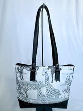 Load image into Gallery viewer, Zebra Shoulder bag