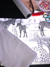 Load image into Gallery viewer, Zebra Shoulder bag
