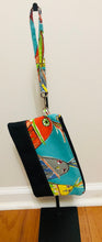 Load image into Gallery viewer, Bird Wristlet
